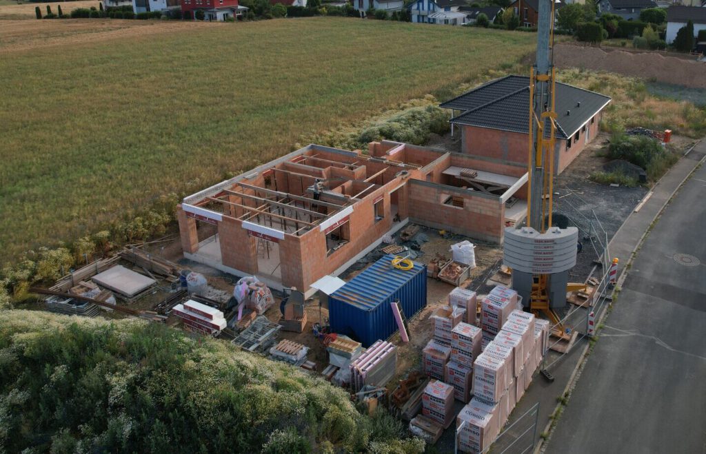 Robau eines TBG Hauses in Hof