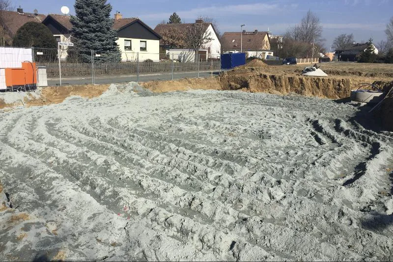 Vorbereitetes Grundstück für eine Erdwärmeanlage